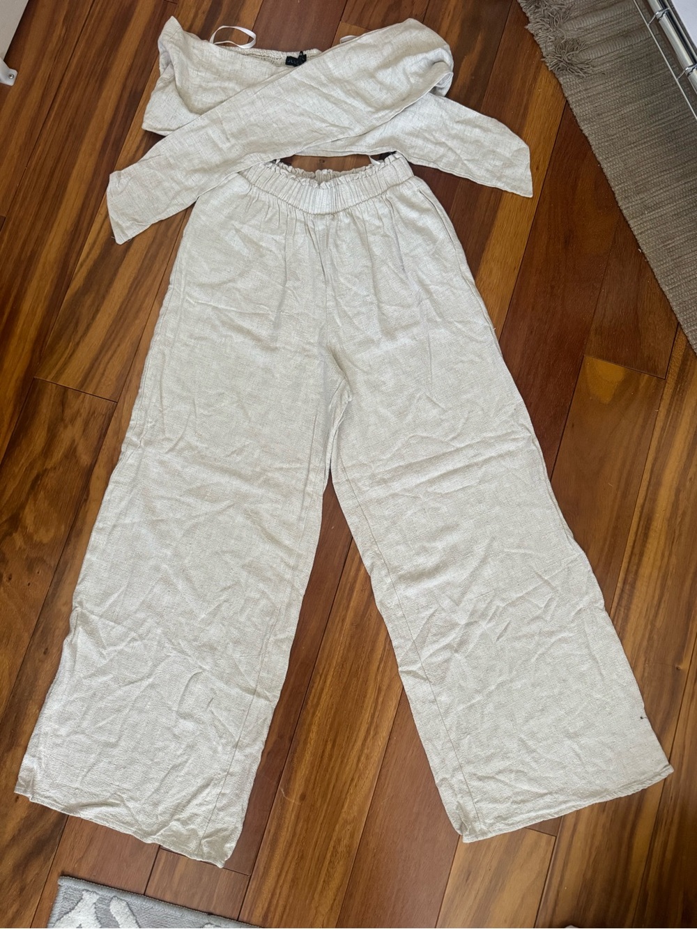JLUXLABEL Linen Matching Set - Picture 1 of 2